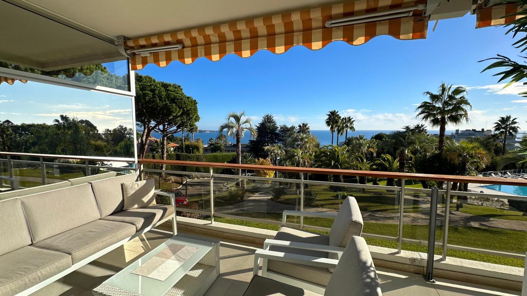 Appartement 2 Chambres Vue Mer Panoramique, Proche Croisette Cannes Vallauris Zewnętrze zdjęcie