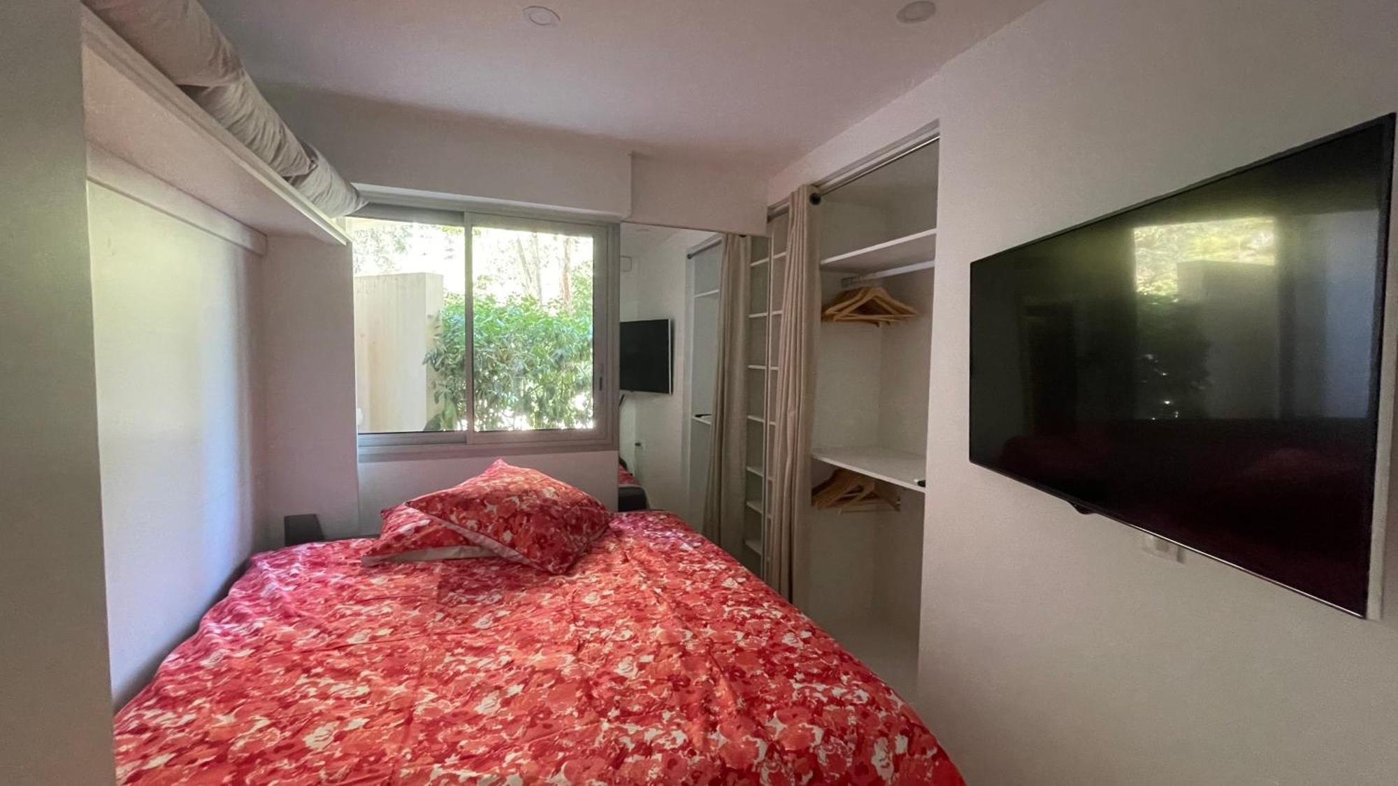 Appartement 2 Chambres Vue Mer Panoramique, Proche Croisette Cannes Vallauris Zewnętrze zdjęcie