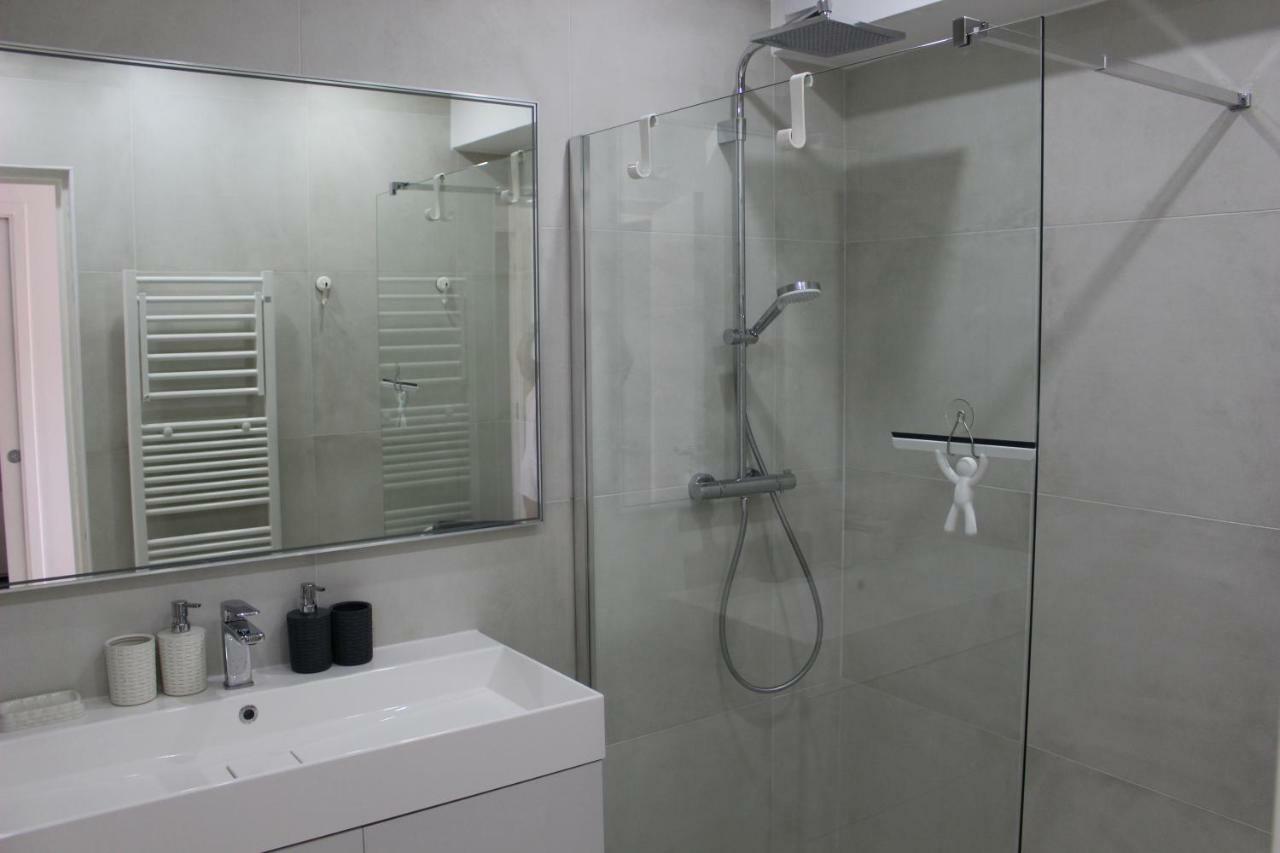 Appartement 2 Chambres Vue Mer Panoramique, Proche Croisette Cannes Vallauris Zewnętrze zdjęcie
